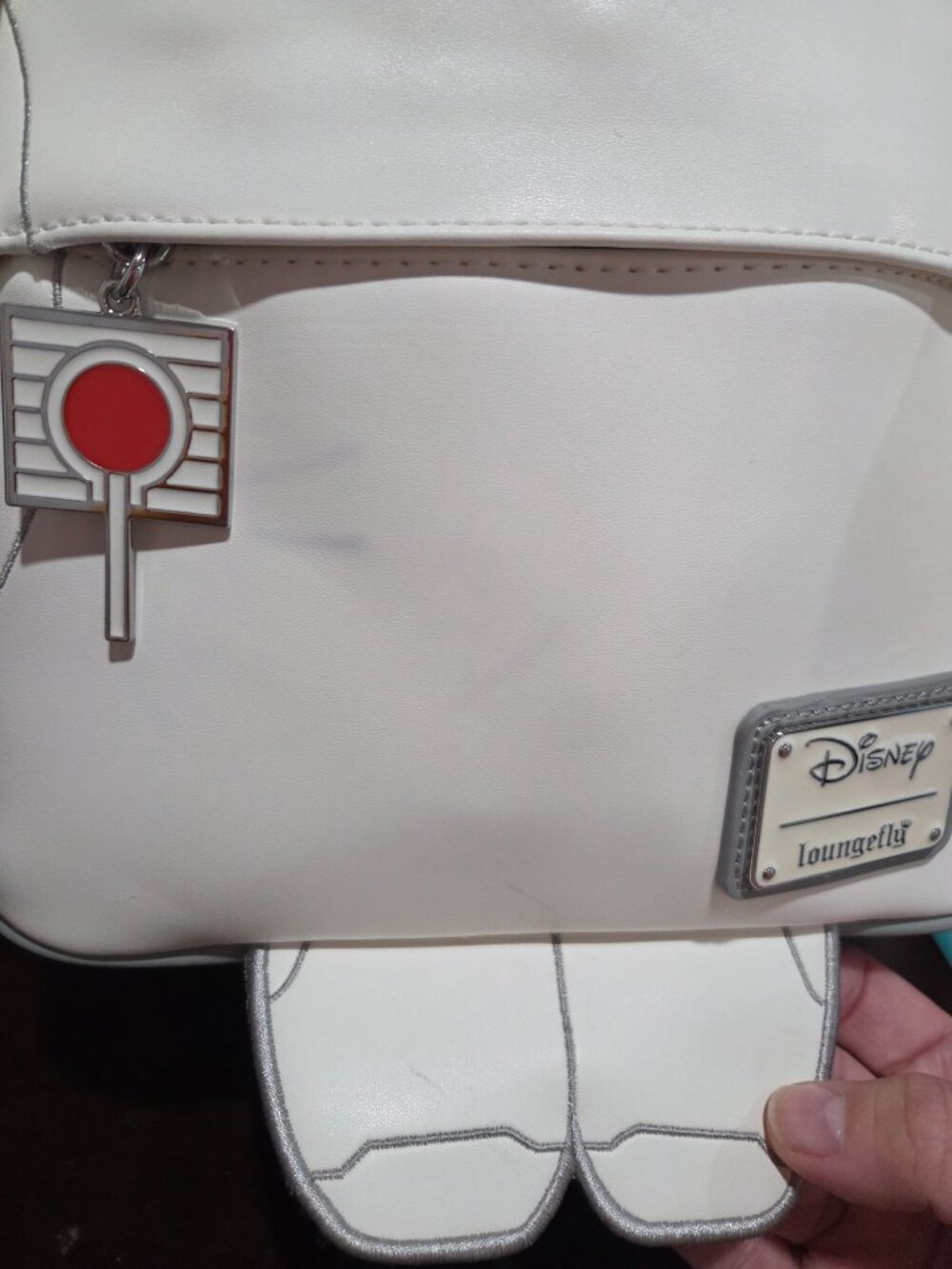 Baymax loungefly backpack - Picture 5 of 14